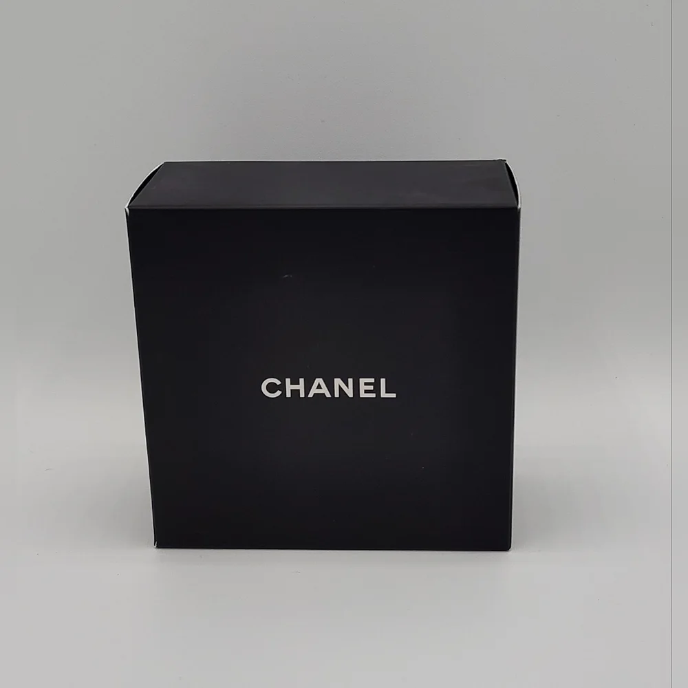 CHANEL Boutique Sticky Note Block Heavy Gold Base Luxury Desk Paper NIB